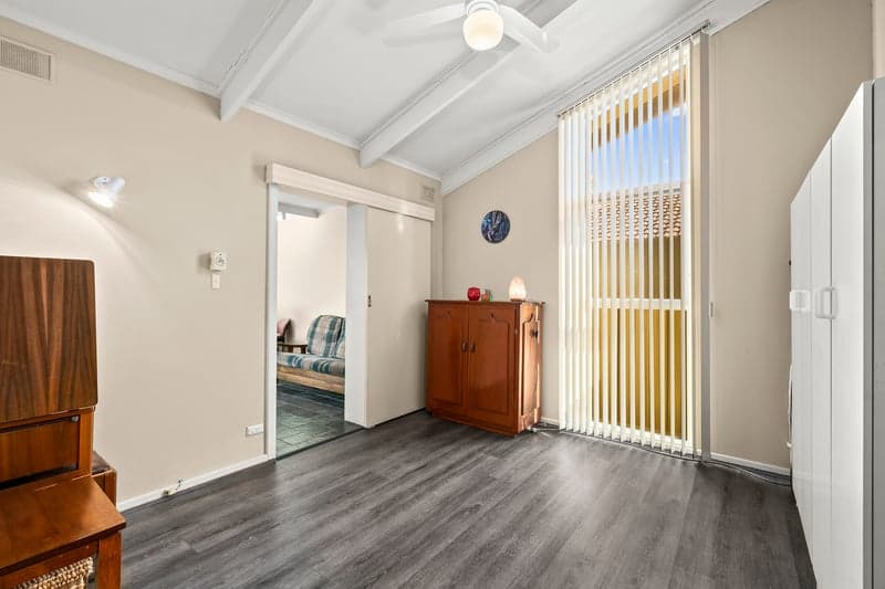 30 Conington Crescent, Morphett Vale - Thumbnail 8