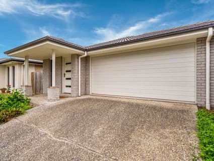 28 Nursery Place, Richlands - Thumbnail 2