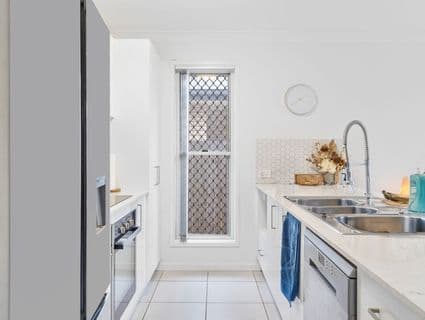 28 Nursery Place, Richlands - Thumbnail 4