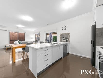 18 Vimini Drive, Narre Warren - Thumbnail 8