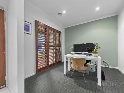 58 Centennial Park Drive, Craigieburn - Thumbnail 2