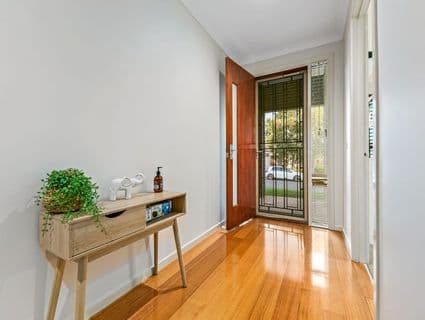 46 Northumberland Circuit, Craigieburn - Thumbnail 2