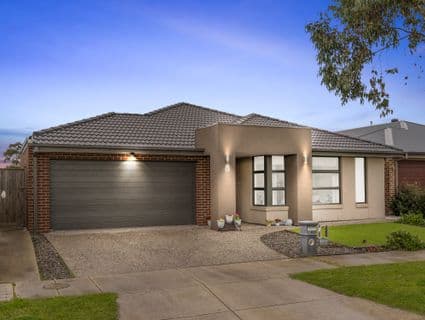 8 Brousard Street, Werribee - Image 1