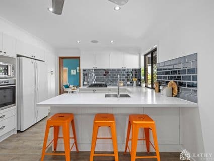 102 Main Street, Redland Bay - Thumbnail 6