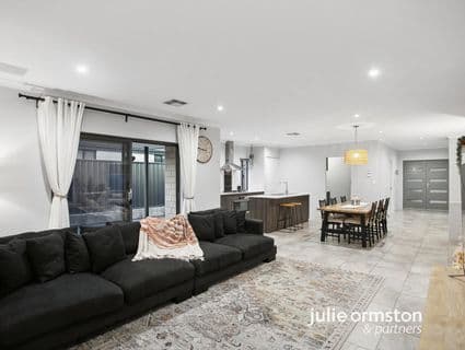 14 Nutcote Road, Banksia Grove - Image 1