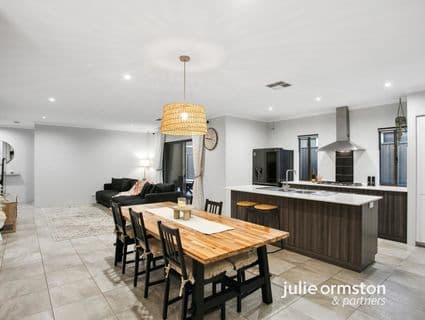 14 Nutcote Road, Banksia Grove - Thumbnail 6