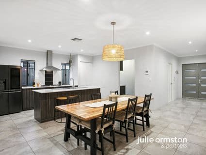 14 Nutcote Road, Banksia Grove - Thumbnail 7