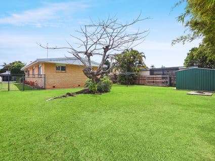 15 Blue Waters Crescent, Tweed Heads West - Thumbnail 4
