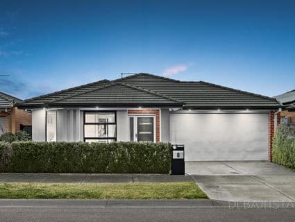 8 Dacite Way, Craigieburn - Image 1