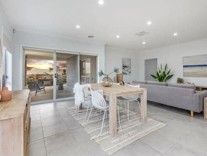 71 Coppabella Drive, Gobbagombalin - Thumbnail 2