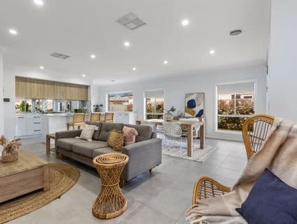 71 Coppabella Drive, Gobbagombalin - Thumbnail 5