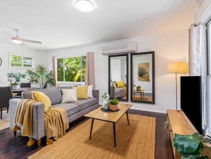 55 Cherry Street, Logan Central - Image 1