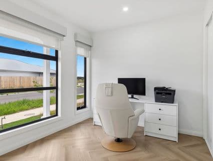 8 Huntsville Street, Sunbury - Thumbnail 2