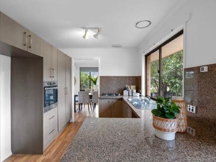 183 Erinbank Crescent, Attwood - Thumbnail 7