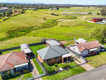21 Clift Street, Maitland - Image 1