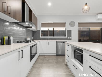 25 Cheddington Road, Cranbourne East - Thumbnail 3
