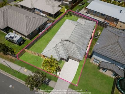 4 Charles Avenue, Pimpama - Thumbnail 2