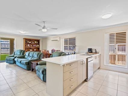 4 Charles Avenue, Pimpama - Thumbnail 5