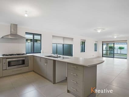 5 Carcione Avenue, Secret Harbour - Thumbnail 6