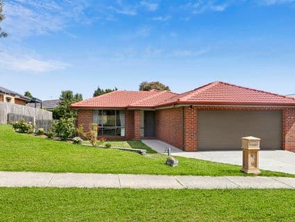 6 Black Avenue, Gisborne - Image 1