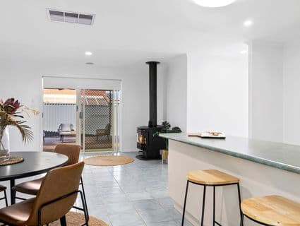 46 Glenbruar Drive, Hillside - Thumbnail 5
