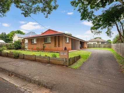 1 & 2/72 Hume Street, North Toowoomba - Image 1