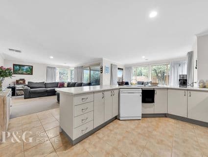 11 Norma Cl, Narre Warren South - Image 1