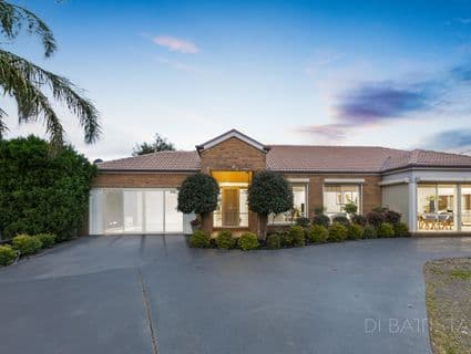 11 Gardenia Close, Craigieburn - Image 1