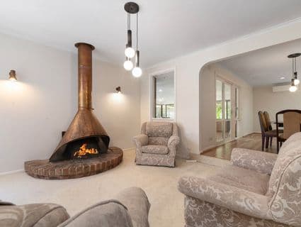 8 Grandview Grove, Baxter - Thumbnail 2