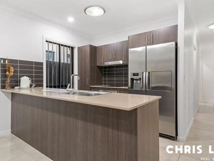17 Bluestone Drive, Logan Reserve - Thumbnail 2