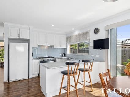 39 Georgia Way, Hastings - Thumbnail 8