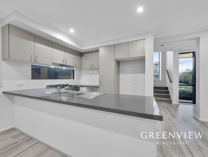 33 Ritchie Drive, Clyde North - Thumbnail 3