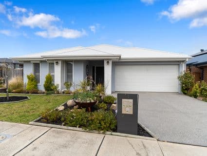 65 Swindale Way, Clyde North - Image 1