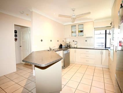 14 Brooksfield Drive, Sarina Beach - Thumbnail 7