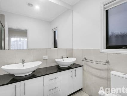 68 Ridgemont Drive, Berwick - Thumbnail 3