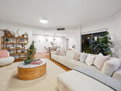 404, South Perth - Thumbnail 2