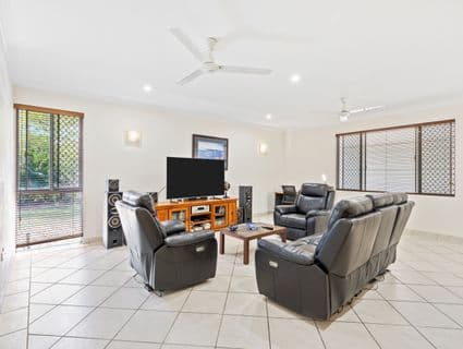 8 Craig Crescent, Coconut Grove - Thumbnail 3