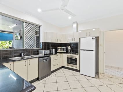 8 Craig Crescent, Coconut Grove - Thumbnail 7