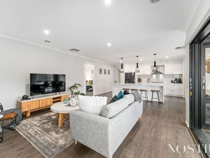 15 Burnett Drive, Beveridge - Thumbnail 6