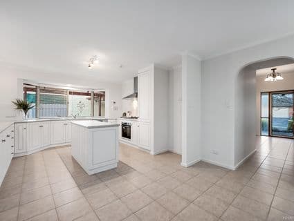 31 Parkway Circuit, Parafield Gardens - Thumbnail 5