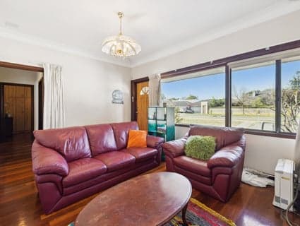 404, Cloverdale - Thumbnail 5