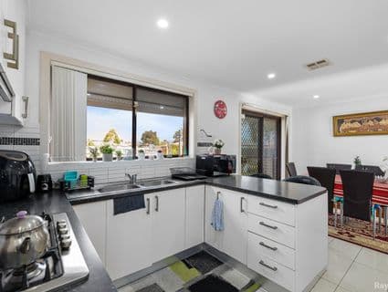 14 Colignan Court, Meadow Heights - Thumbnail 6