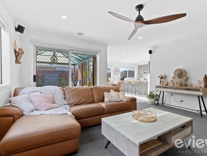 51 Broderick Road, Carrum Downs - Thumbnail 3