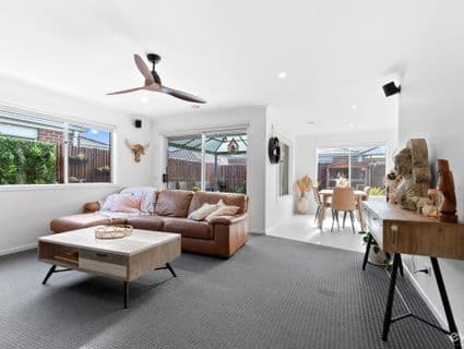 51 Broderick Road, Carrum Downs - Thumbnail 4