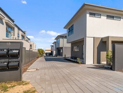 1/13 Grundy Terrace, Christies Beach - Thumbnail 2