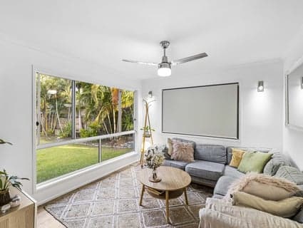 14 Beerburrum Street, Landsborough - Thumbnail 2