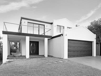 18 Scylla Road, Oyster Bay - Image 1