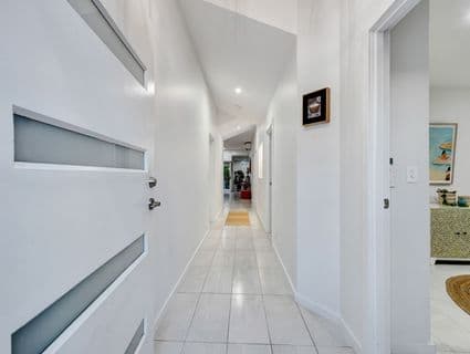40 Elford Place, Mount Louisa - Thumbnail 3