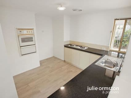 4/37 Muirhead Way, Kingsley - Thumbnail 3