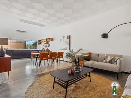 7/16 Minilya Avenue, White Gum Valley - Image 1